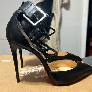 Louboutin Suzanna 100 Nappa Shiny Black